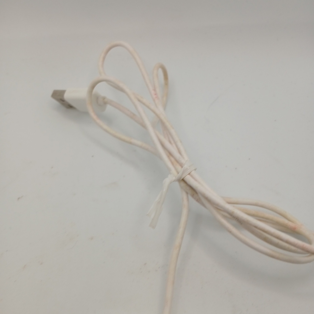 Apple iPod Shuffle 2nd Gen A1204 Silver / Gray -  MP3 Player Vintage  Untested - Picture 3 of 12